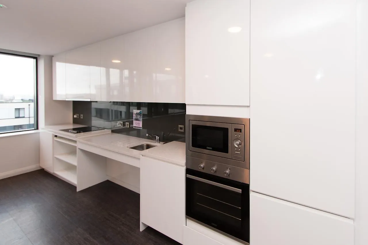 Destiny Student - Kavanagh Court Dublin Apartment
